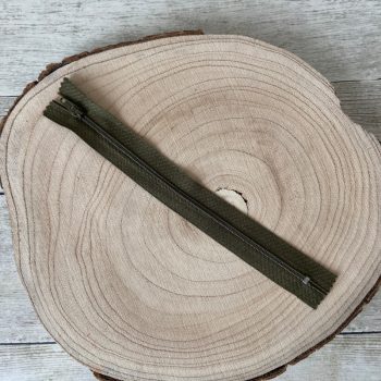 Cipzár 20 cm - oliva