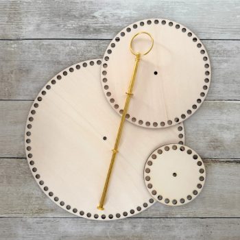 3 emeletes tálaló, horgolható fa alap szett - arany