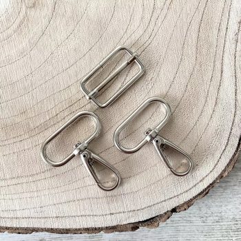   Fémkellék szett állítható táskapánthoz - 30 mm, ezüst