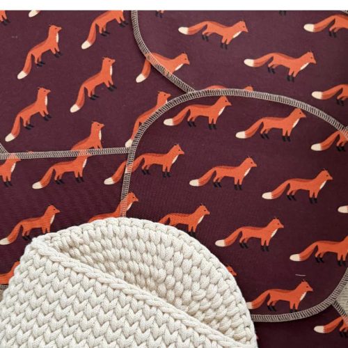 Horgolt övtáska bélés - Rókás